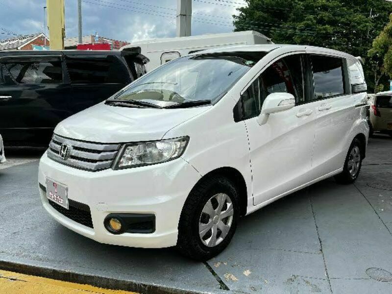 HONDA FREED SPIKE