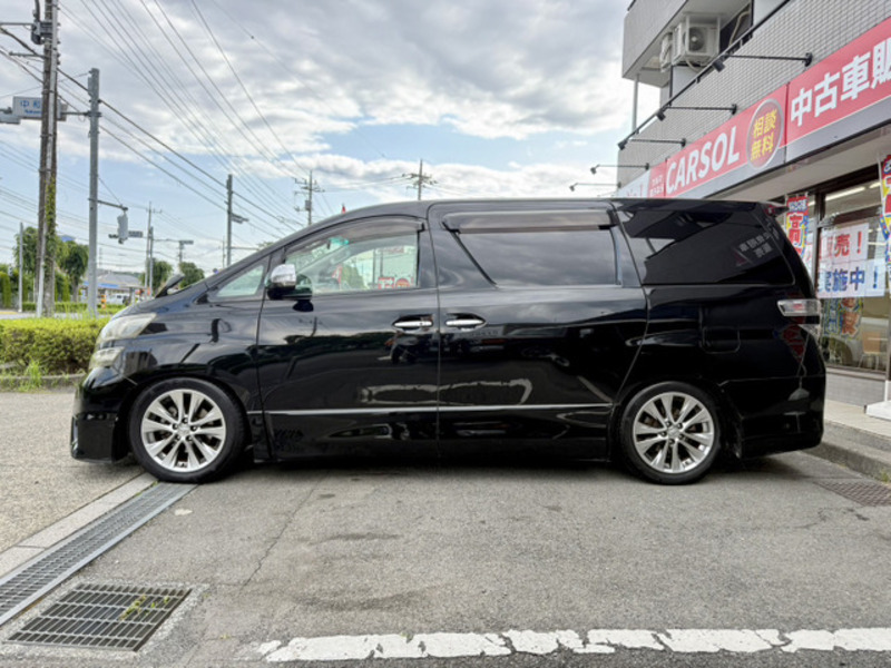 VELLFIRE-12