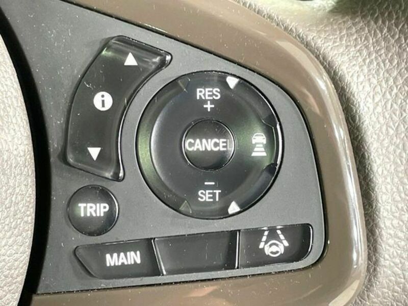 N BOX