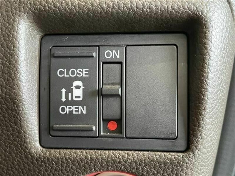 N BOX
