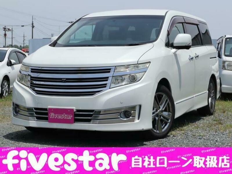 NISSAN ELGRAND