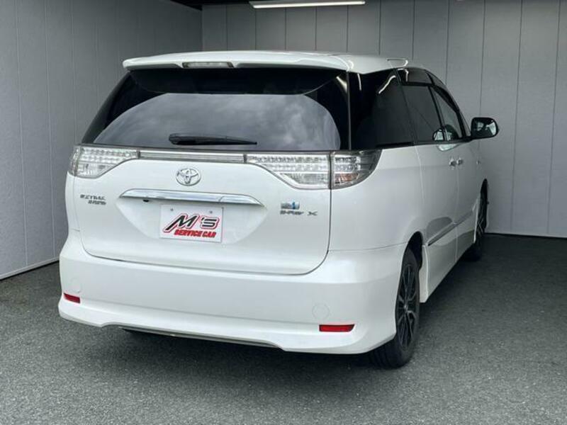 ESTIMA HYBRID