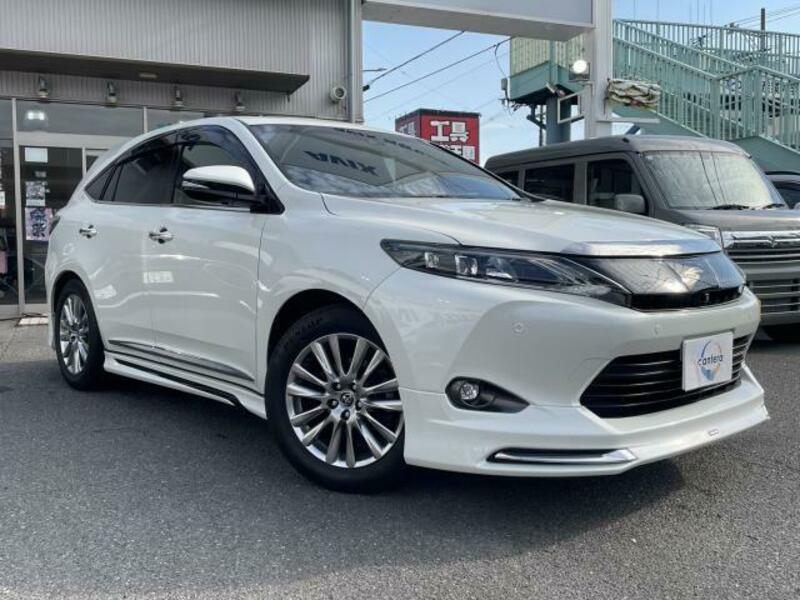 TOYOTA HARRIER