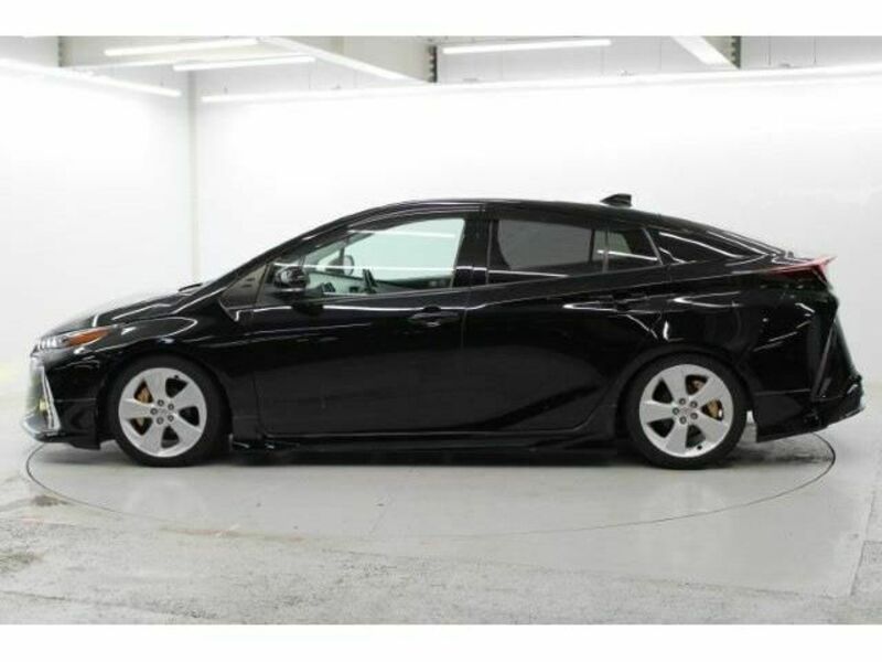 PRIUS PHV-9
