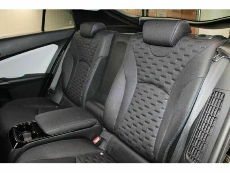 PRIUS PHV-14