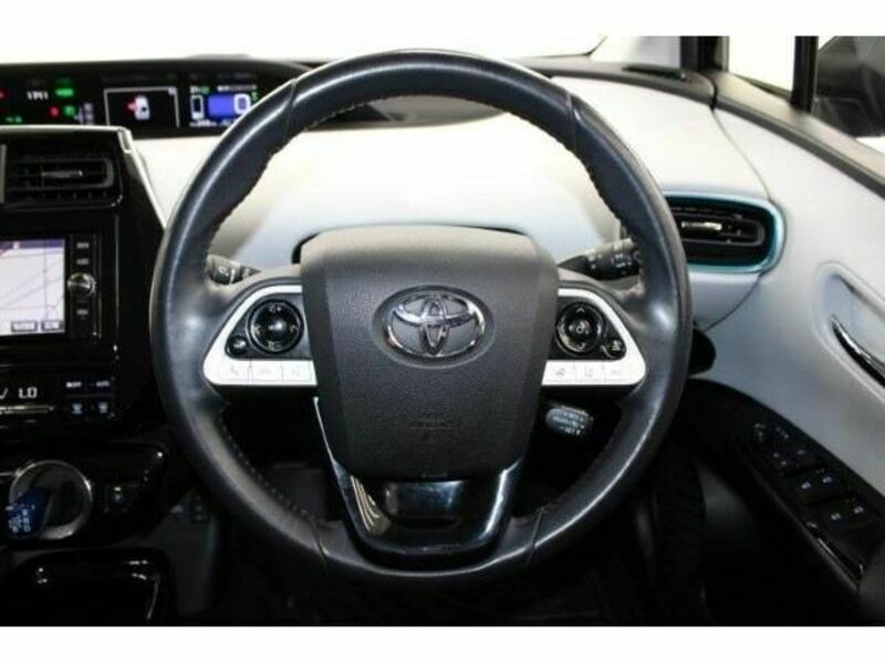PRIUS PHV-15