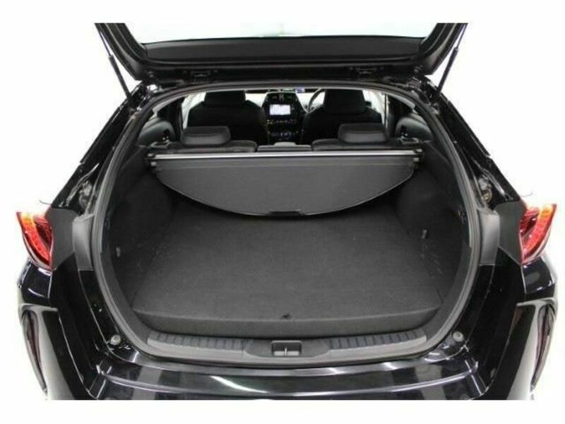 PRIUS PHV-17