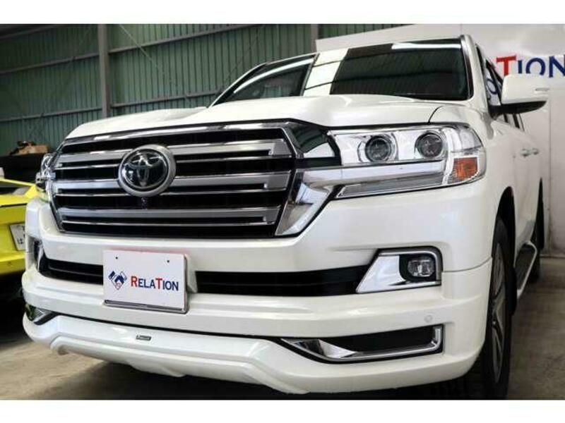 LAND CRUISER