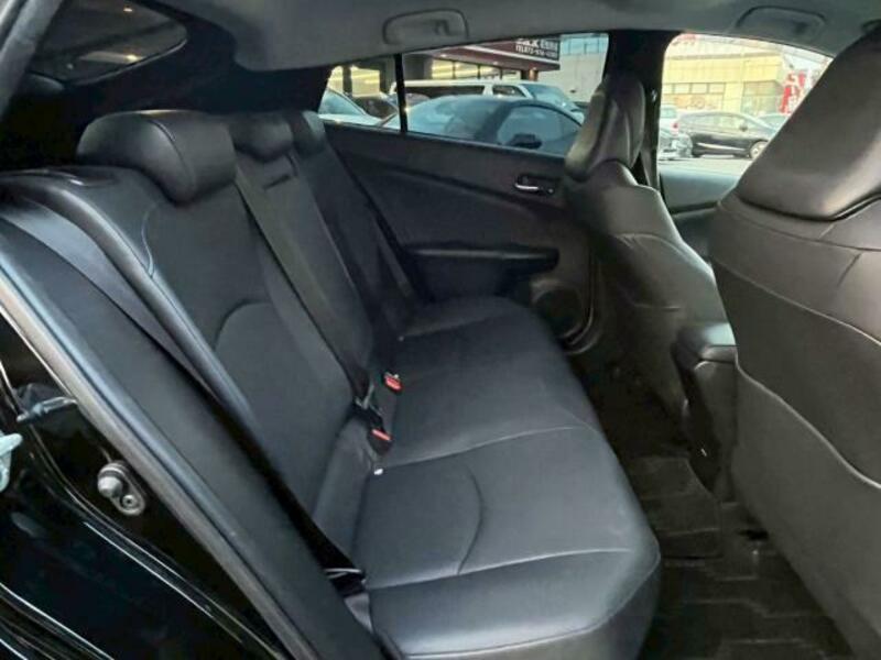PRIUS-13