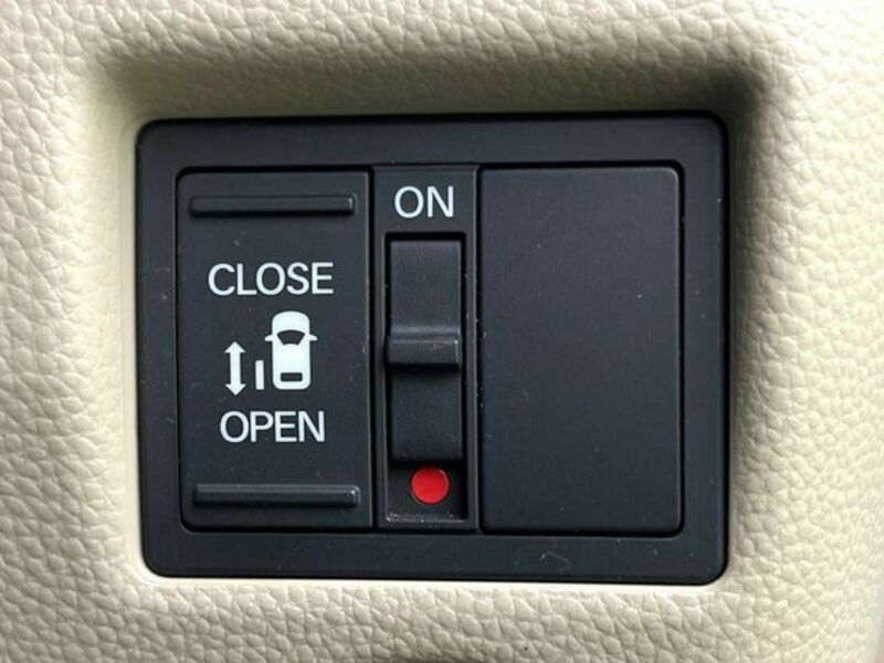 N BOX