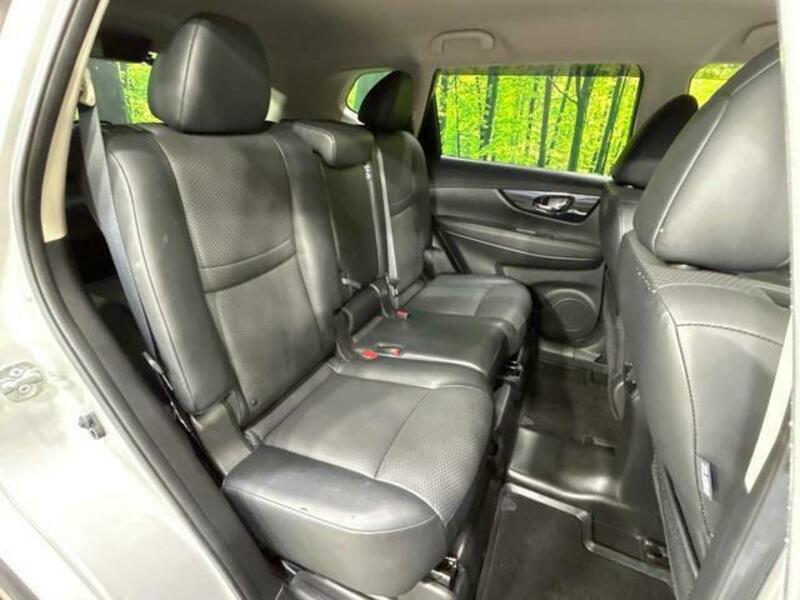 X-TRAIL-8