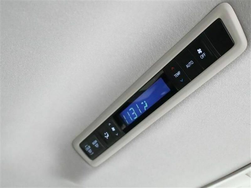 VELLFIRE-12