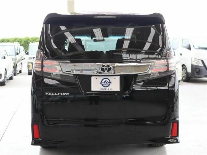 VELLFIRE-28