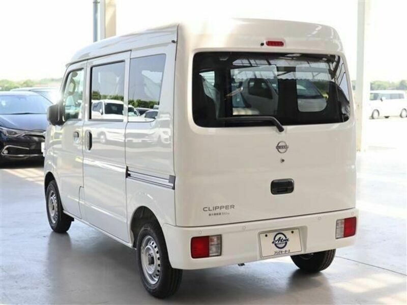CLIPPER VAN