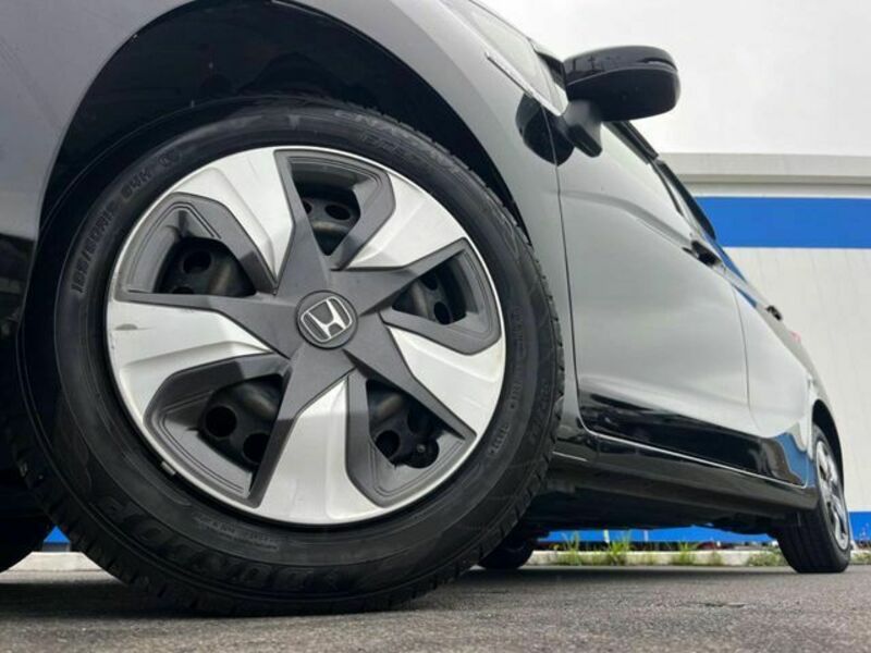 FIT HYBRID