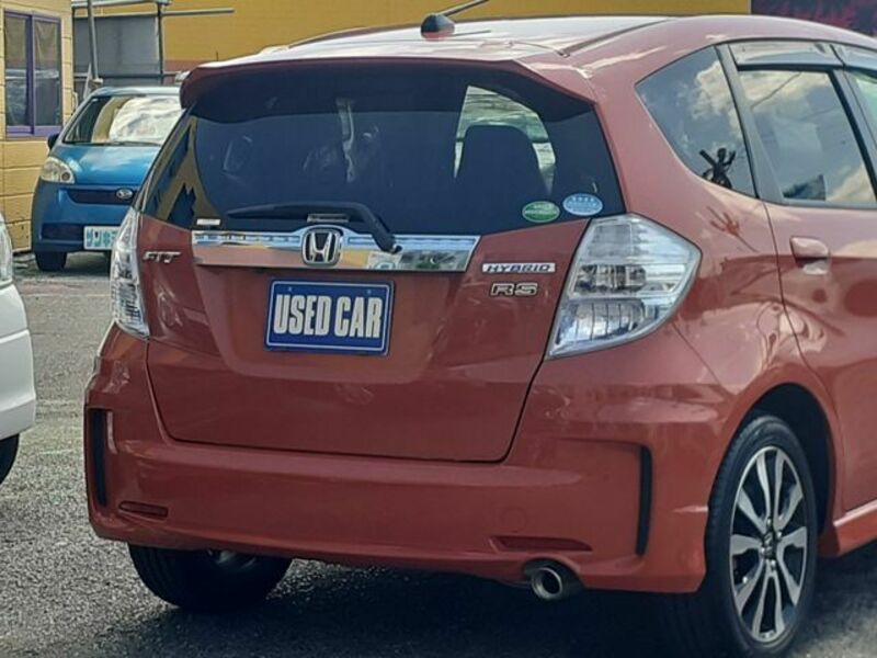 FIT HYBRID