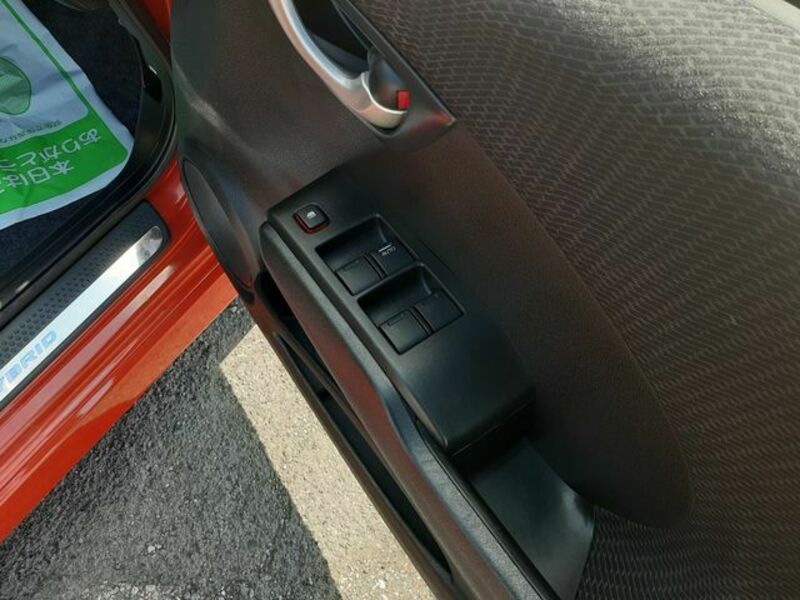 FIT HYBRID