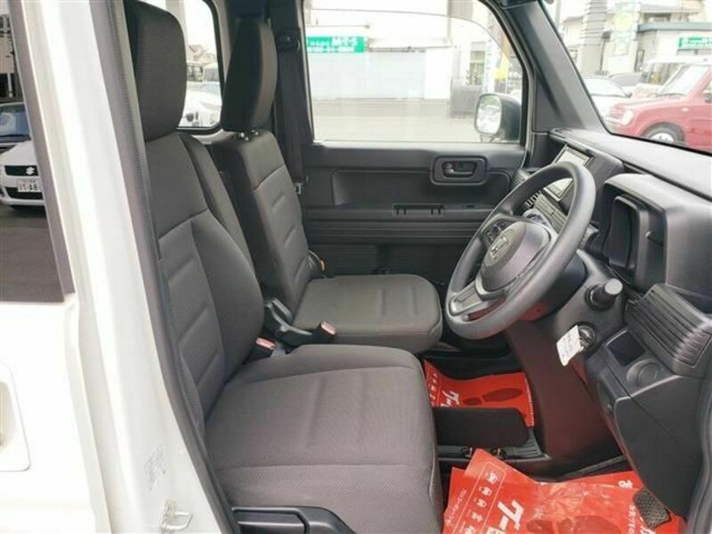 N-VAN