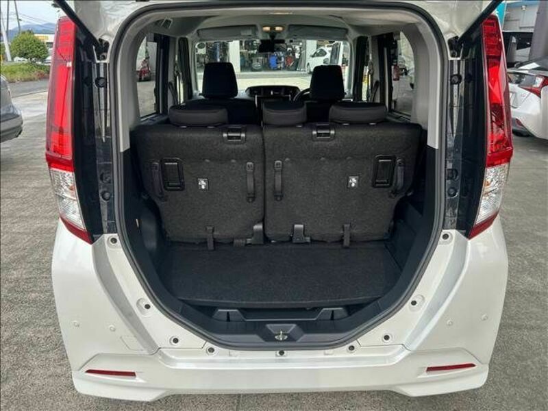 ROOMY-12