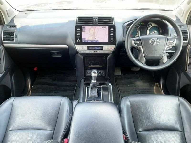 LAND CRUISER PRADO-1