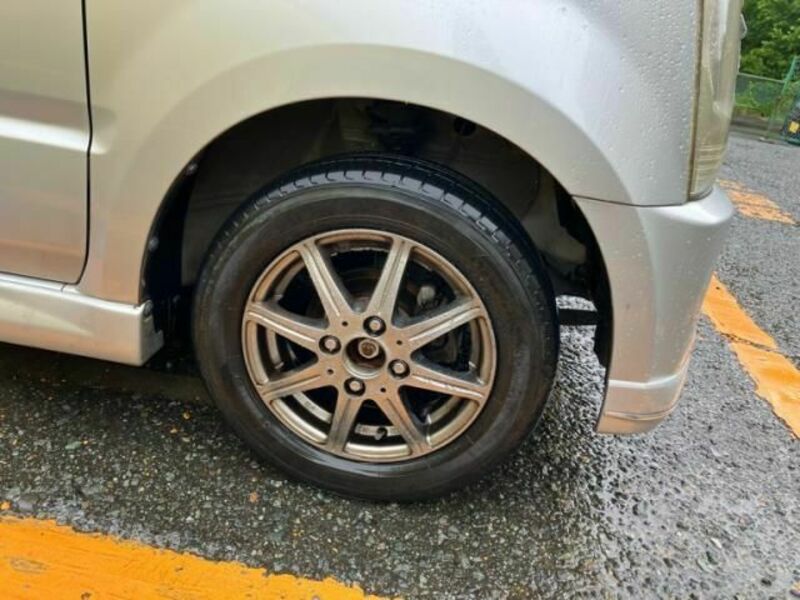 WAGON R-11