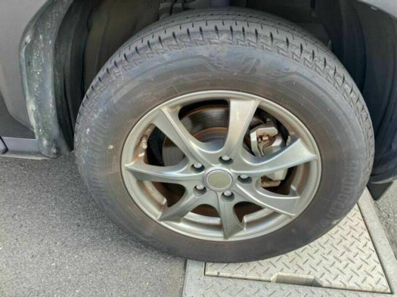 YARIS CROSS-4