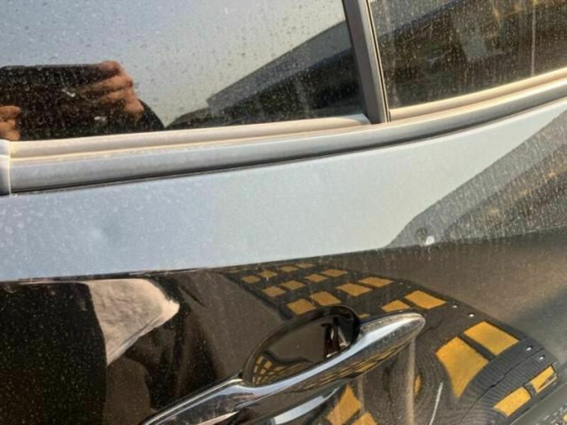 YARIS CROSS-15