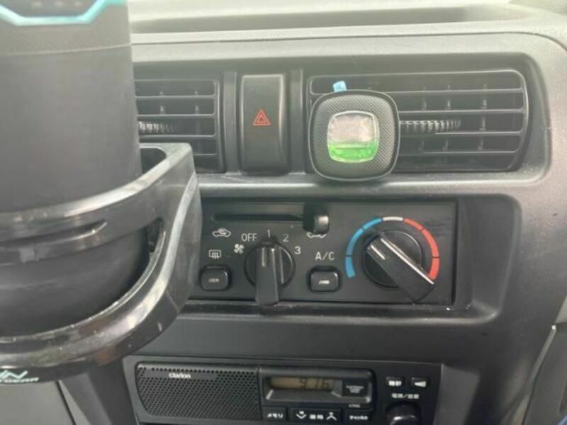 CLIPPER VAN