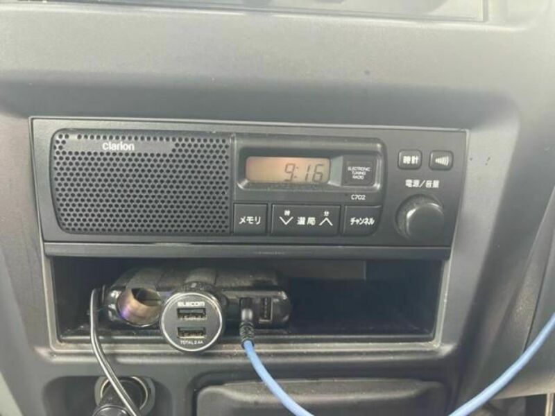 CLIPPER VAN