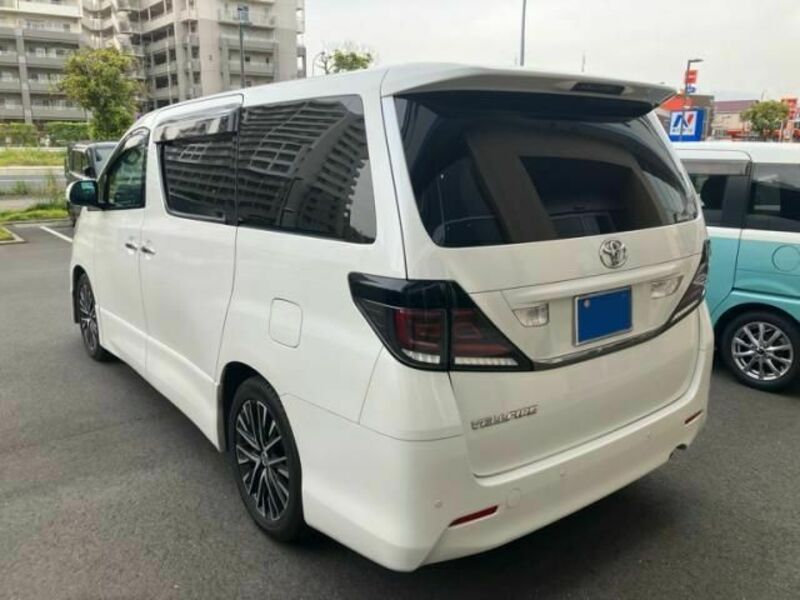 VELLFIRE-4