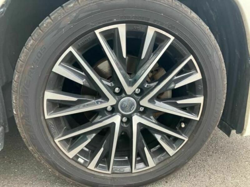 VELLFIRE-7