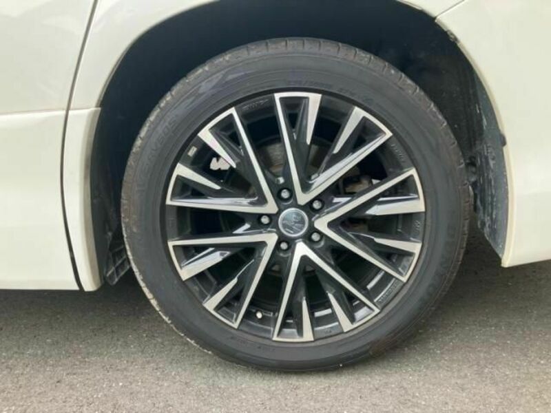 VELLFIRE-9