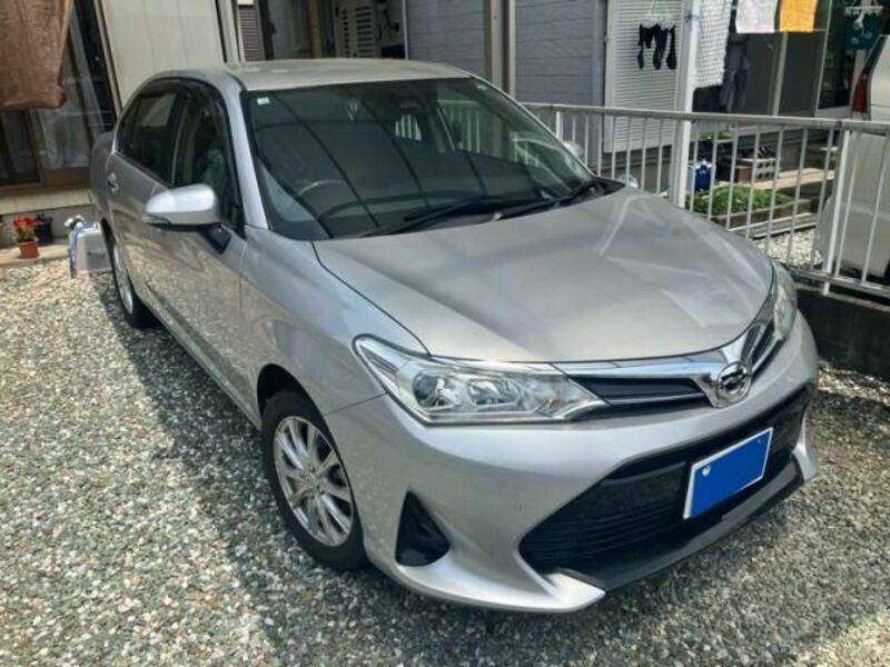 COROLLA AXIO