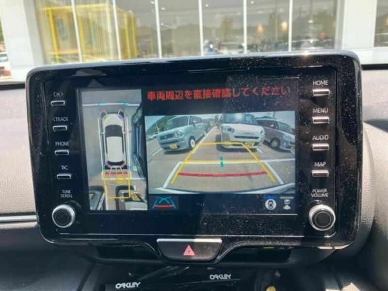 YARIS CROSS