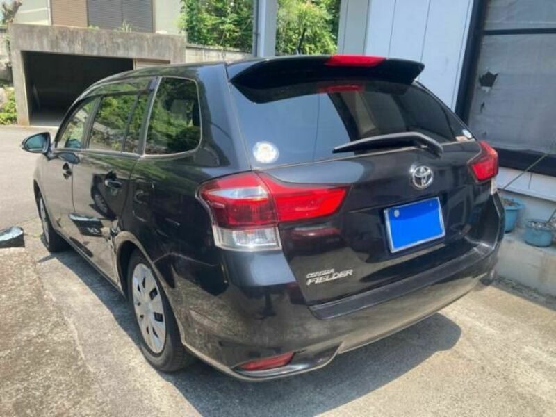 COROLLA FIELDER