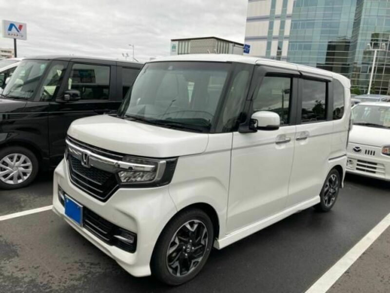 HONDA N BOX CUSTOM