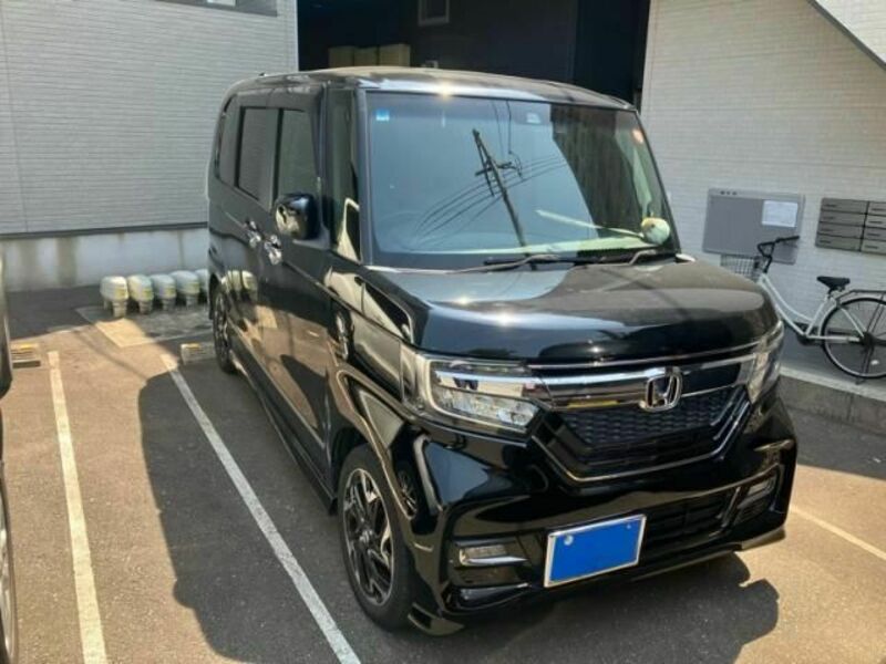 HONDA N BOX CUSTOM