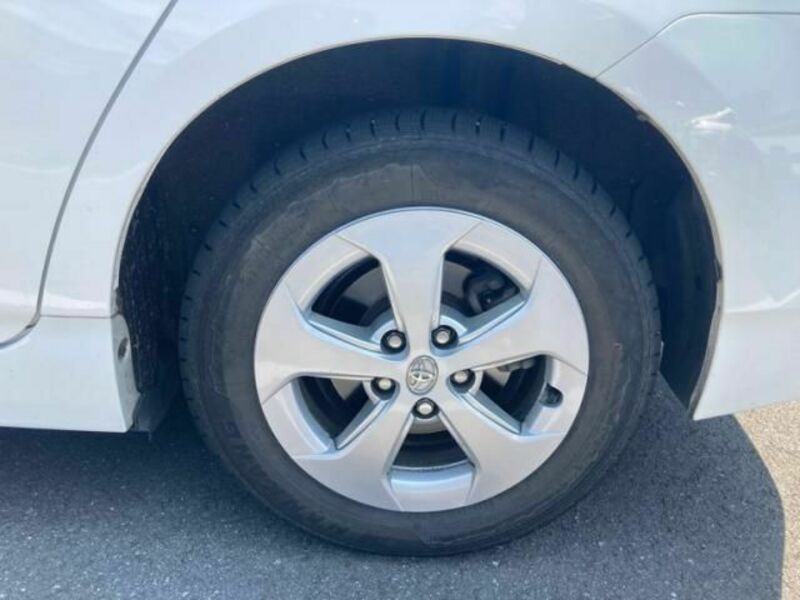PRIUS-9