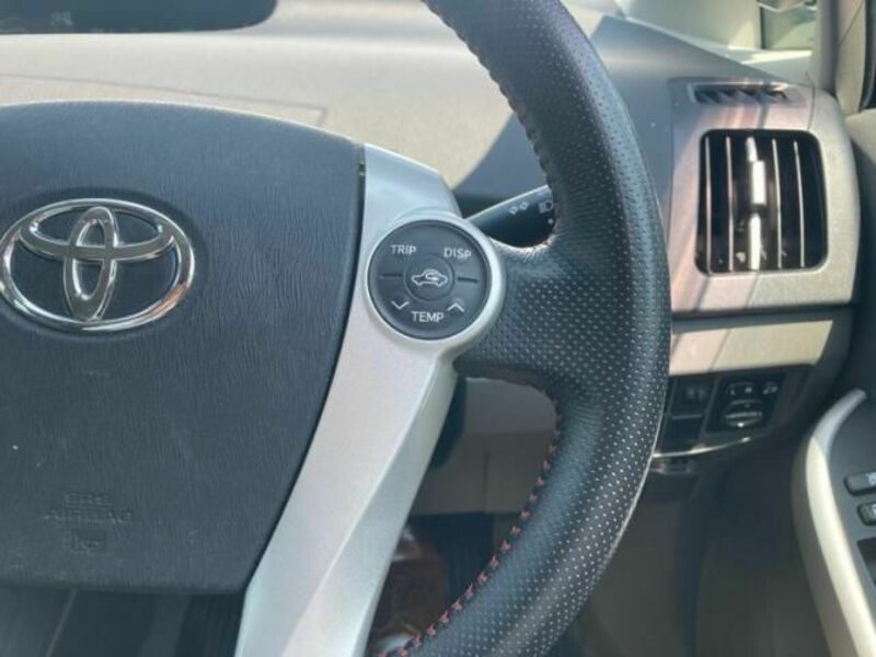 PRIUS-15