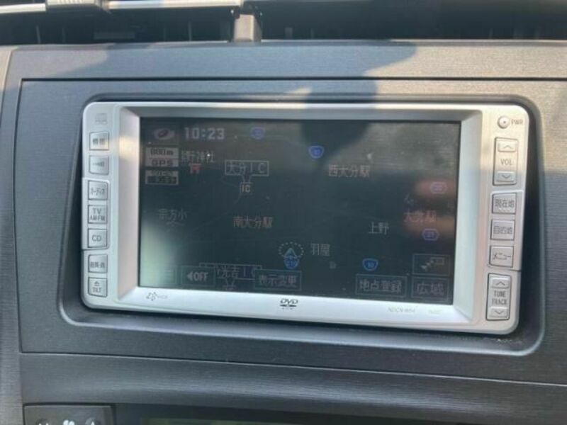 PRIUS-19