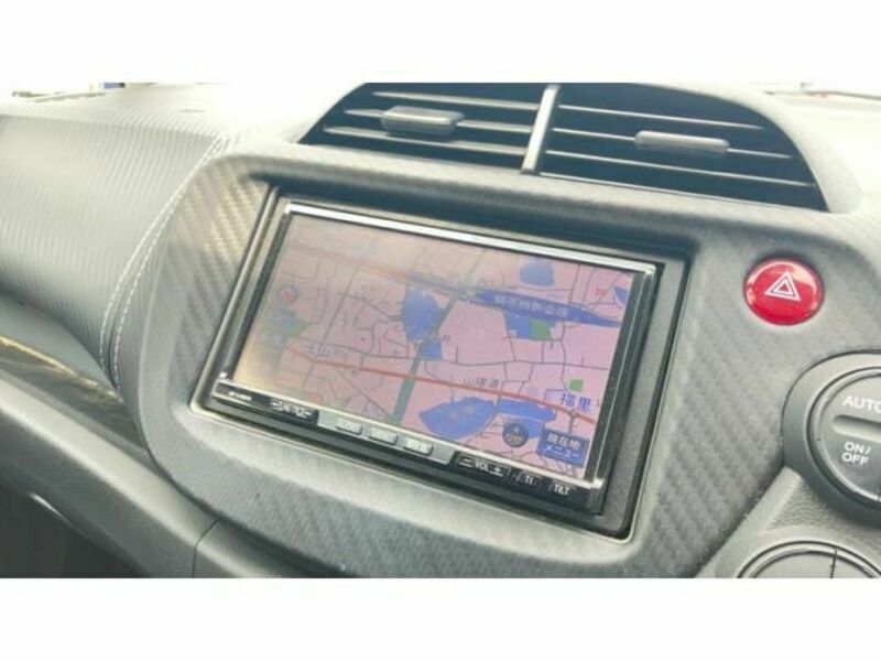 FIT HYBRID-16
