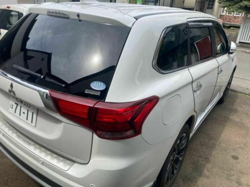 OUTLANDER PHEV