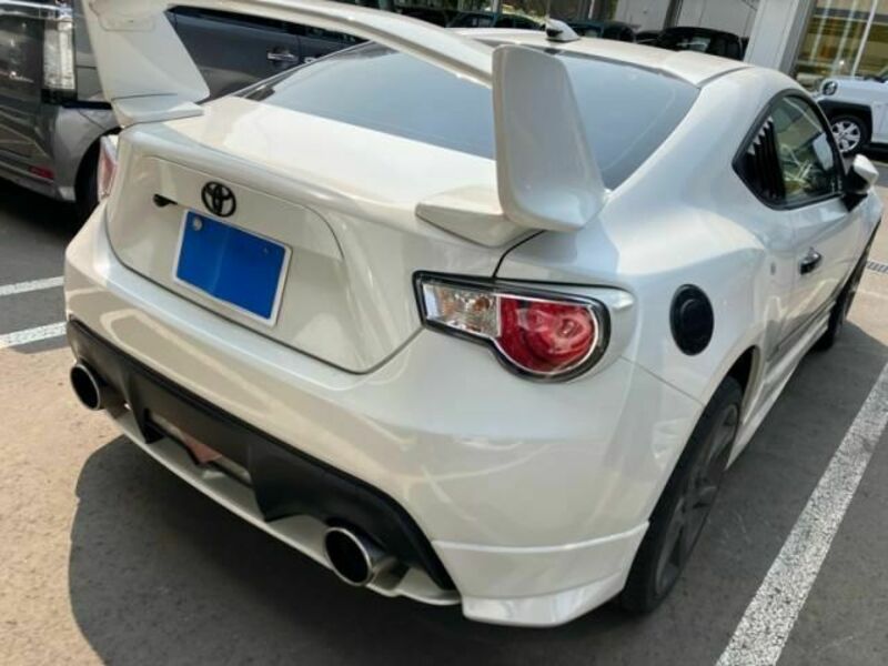 86