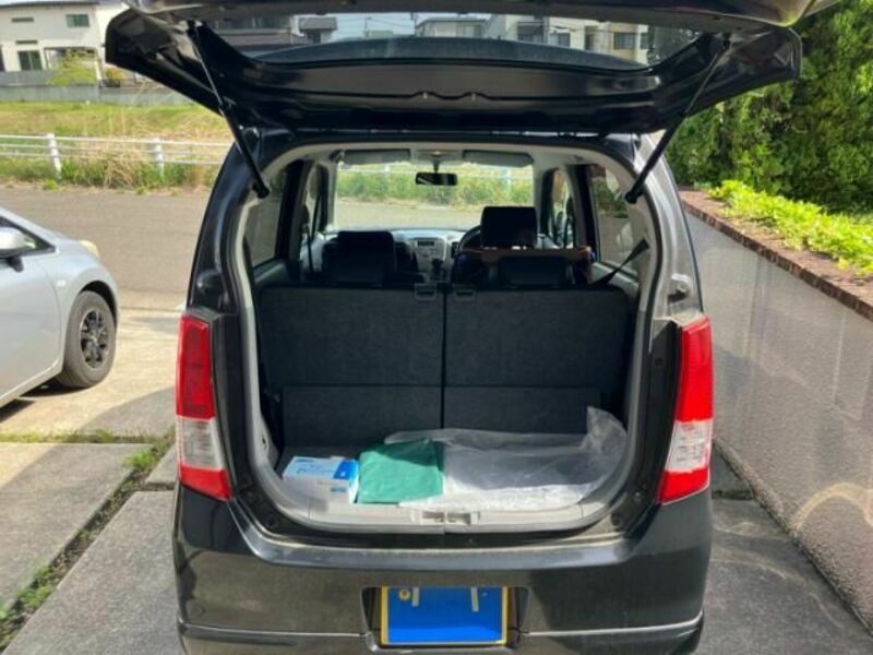 WAGON R