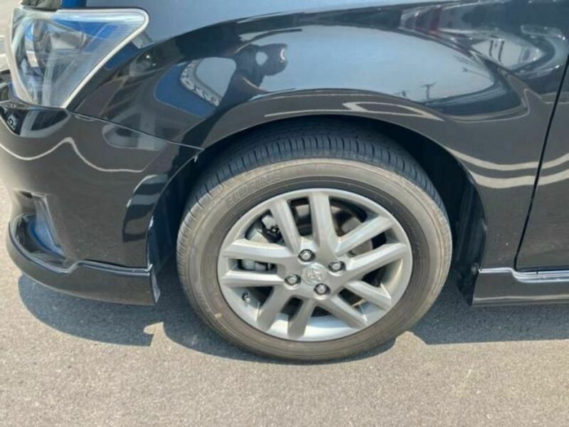 COROLLA FIELDER