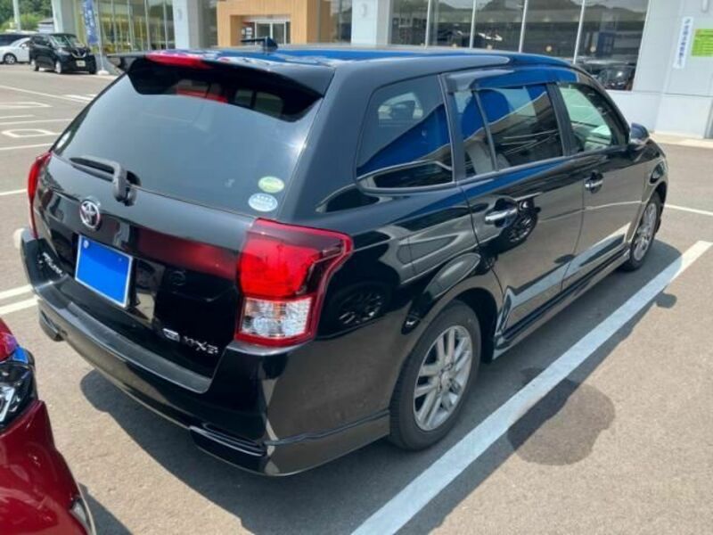 COROLLA FIELDER