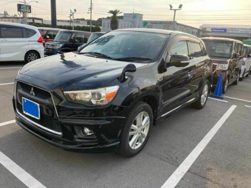 MITSUBISHI RVR