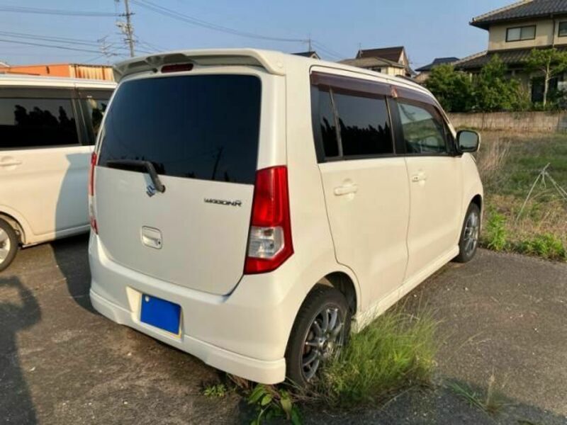 WAGON R-2