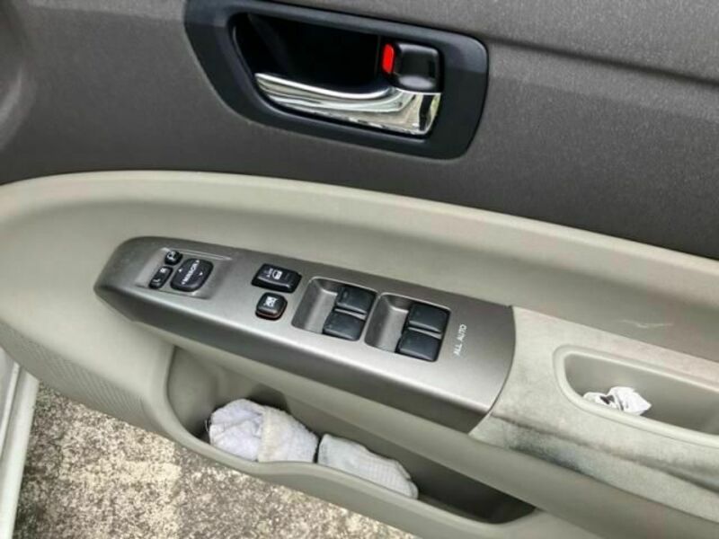 PRIUS-10