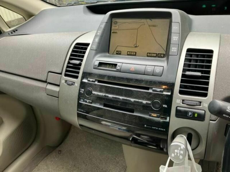 PRIUS-15
